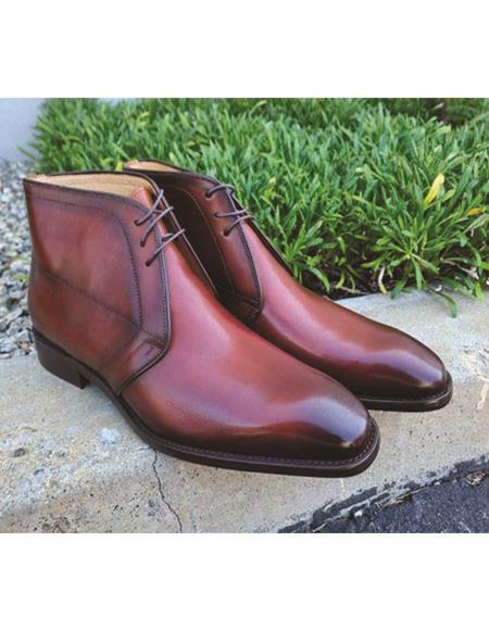 Burnished Calfskin Chukka Boot Whisky